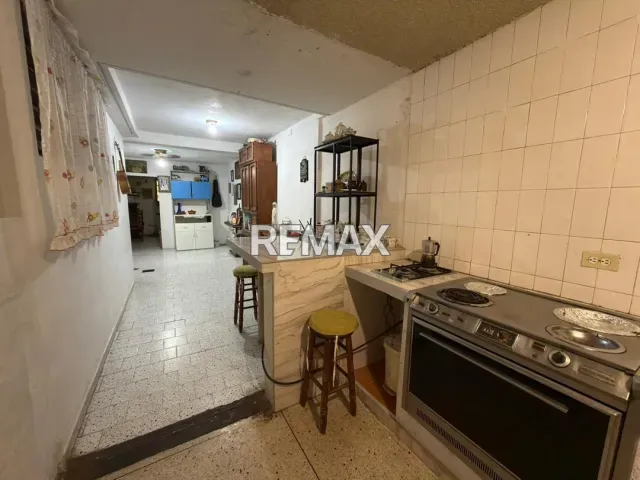 Casa de 3 habitaciones y 3 baños en venta, 200 m² en Avenida 10, Maraven - Foto 10