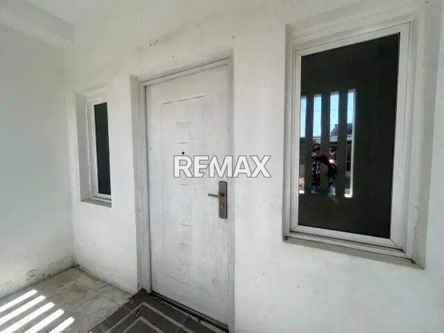 Moderna casa de 3 hab. y 3 baños en venta, 157 m², Urbanización Judibana - Foto 3