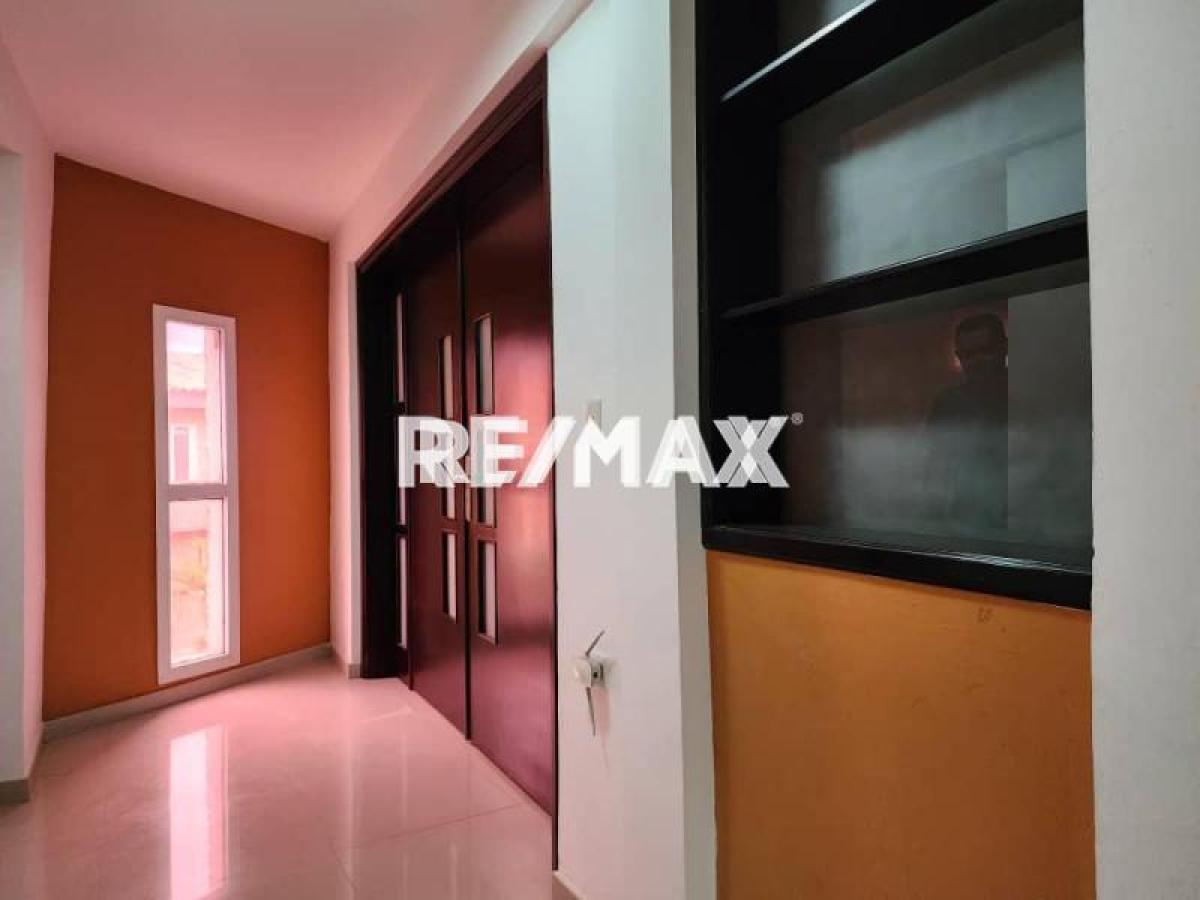 Espectacular TownHouse de 6 hab. y 7 baños en venta, Urb. Las Virtudes, 514 m² - Foto 2