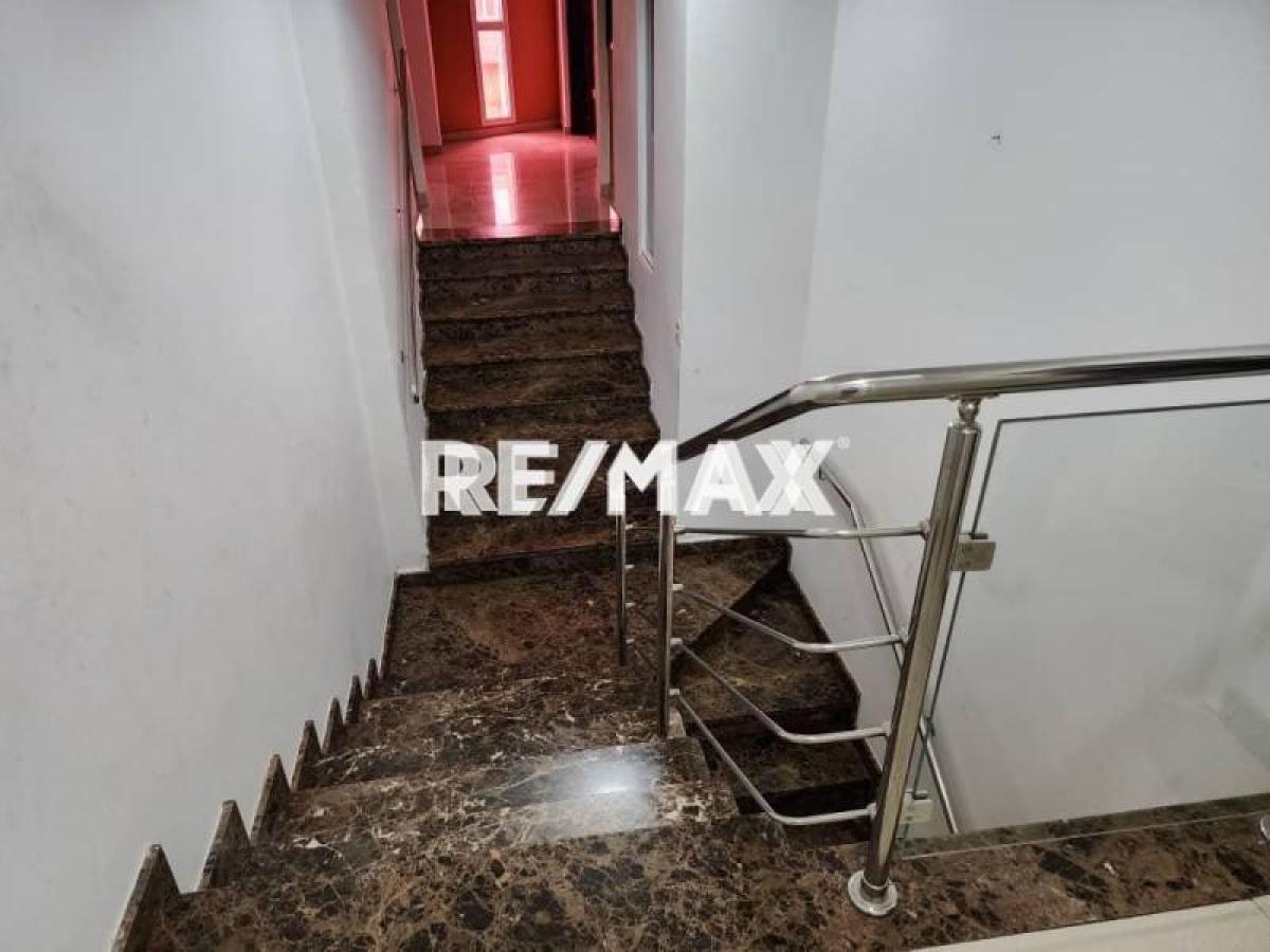 Espectacular TownHouse de 6 hab. y 7 baños en venta, Urb. Las Virtudes, 514 m² - Foto 8