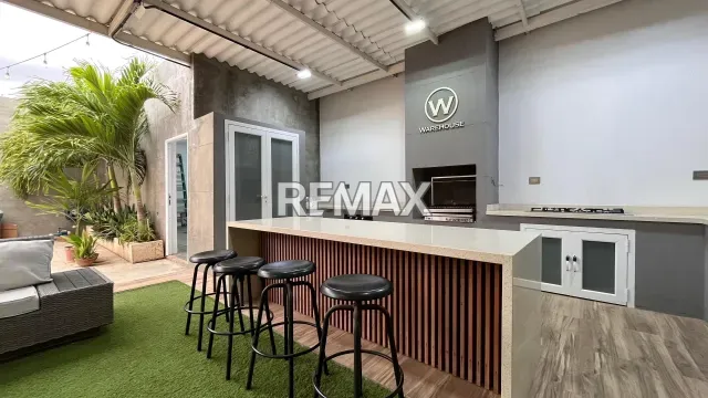 Moderno local industrial de 208 m² en venta con oficinas en Cardón, Falcón - Foto 1