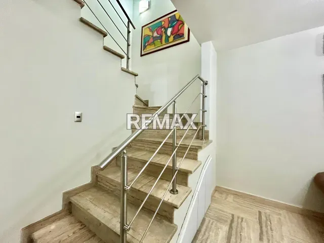 Elegante TownHouse amueblado de 3 habitaciones en alquiler, Punto Fijo, 200 m² - Foto 4