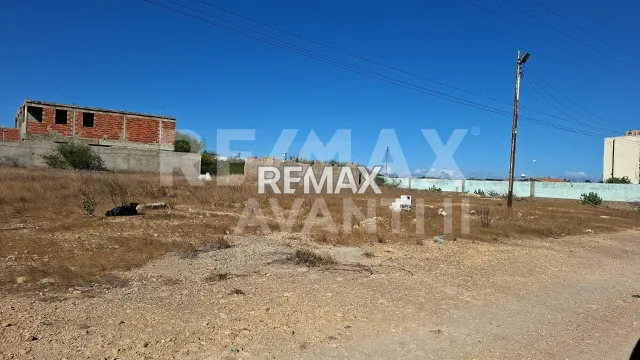 Oportunidad de venta: terreno de 300 m² en Punto Fijo, ideal para construcción - Foto 2