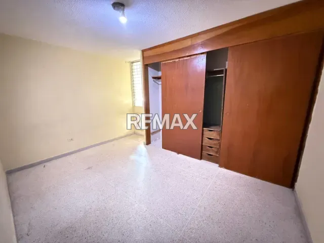 Casa de 5 hab. y anexo independiente en venta, 334 m² en Puerta Maraven, Falcón - Foto 6