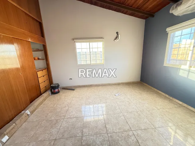 Elegante TownHouse de 3 hab. y piscina en venta, zona exclusiva de Punto Fijo - Foto 8