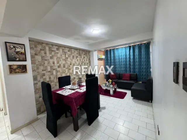 Moderno apartamento de 3 habitaciones y 2 baños en venta, Urb. Santa Fe, Punto Fijo - Foto 1