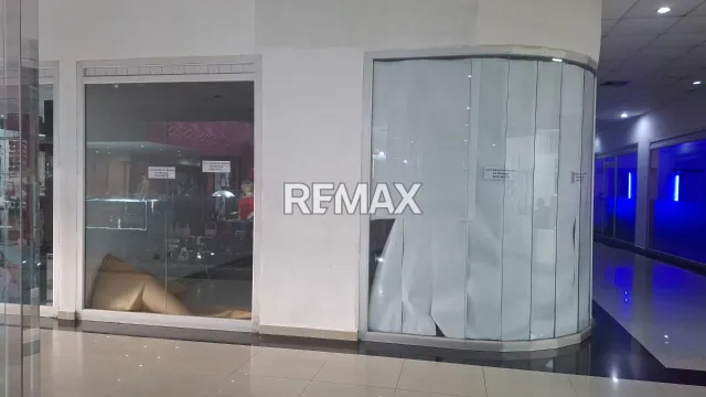 En Venta Local Comercial Santa Irene, Punto Fijo, Carirubana, Falcón, 4102, VEN - Foto 1