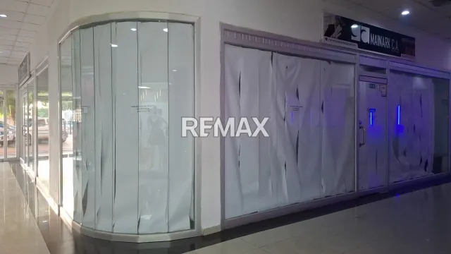 En Venta Local Comercial Santa Irene, Punto Fijo, Carirubana, Falcón, 4102, VEN - Foto 2