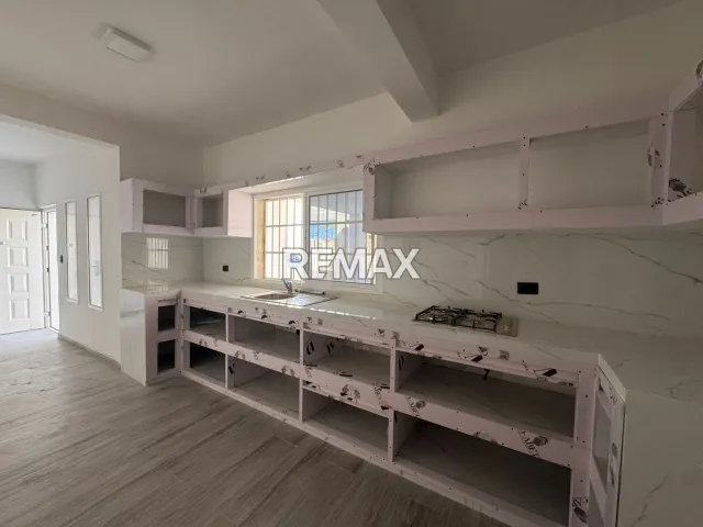 En Venta Casa o TownHouse Santa Elena, Punto Fijo, Carirubana, Falcón, VEN - Foto 2