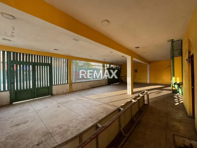 En Venta Edificio Centro, Punto Fijo, Carirubana, Falcón, VEN - Foto 2