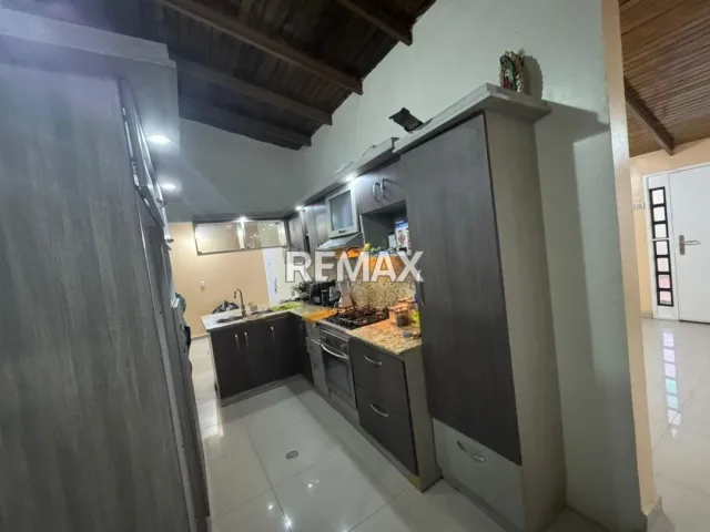 En Venta Casa o TownHouse Puerta Maraven Conjunto Resdencial Don Rafael, Punto Fijo, Carirubana, Falcón, VEN - Foto 3