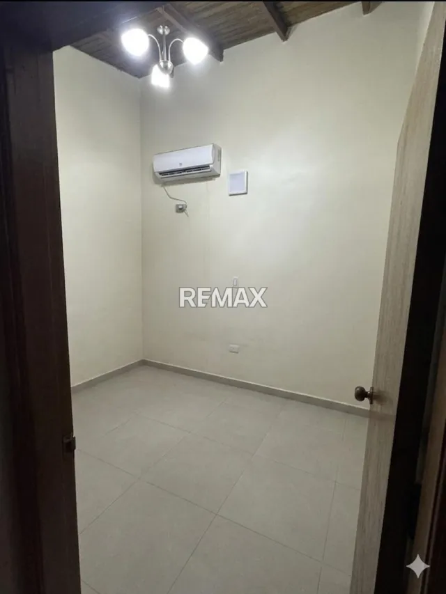 En Venta Casa o TownHouse Puerta Maraven Conjunto Resdencial Don Rafael, Punto Fijo, Carirubana, Falcón, VEN - Foto 6