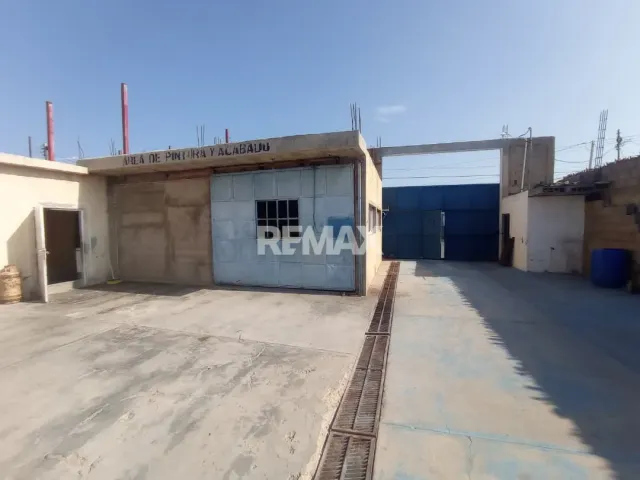 En Venta Local Industrial y Galpón Sector Las Margaritas - Foto 3