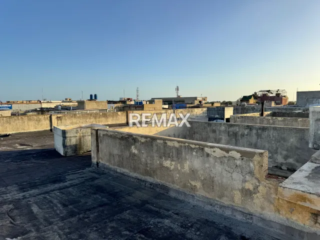 En Venta Edificio Av. Ecuador esquina Garcés, Punto Fijo, Carirubana, Falcón, VEN - Foto 8