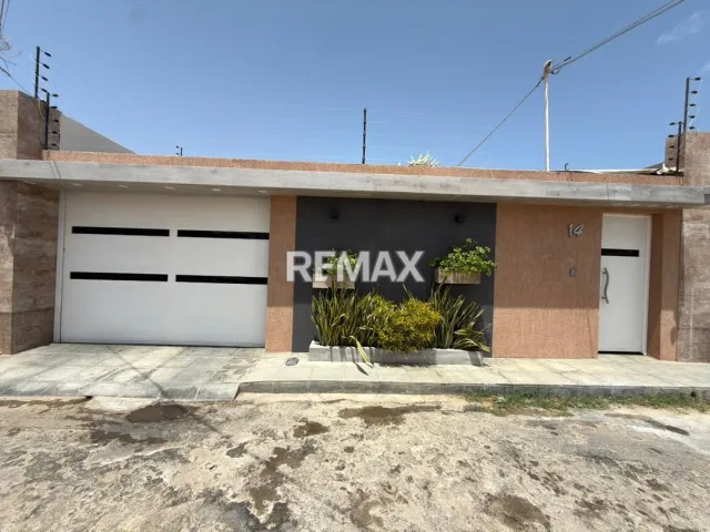 En Venta Casa o TownHouse Puerta Maraven, Cardón, Carirubana, Falcón, VEN - Foto 2