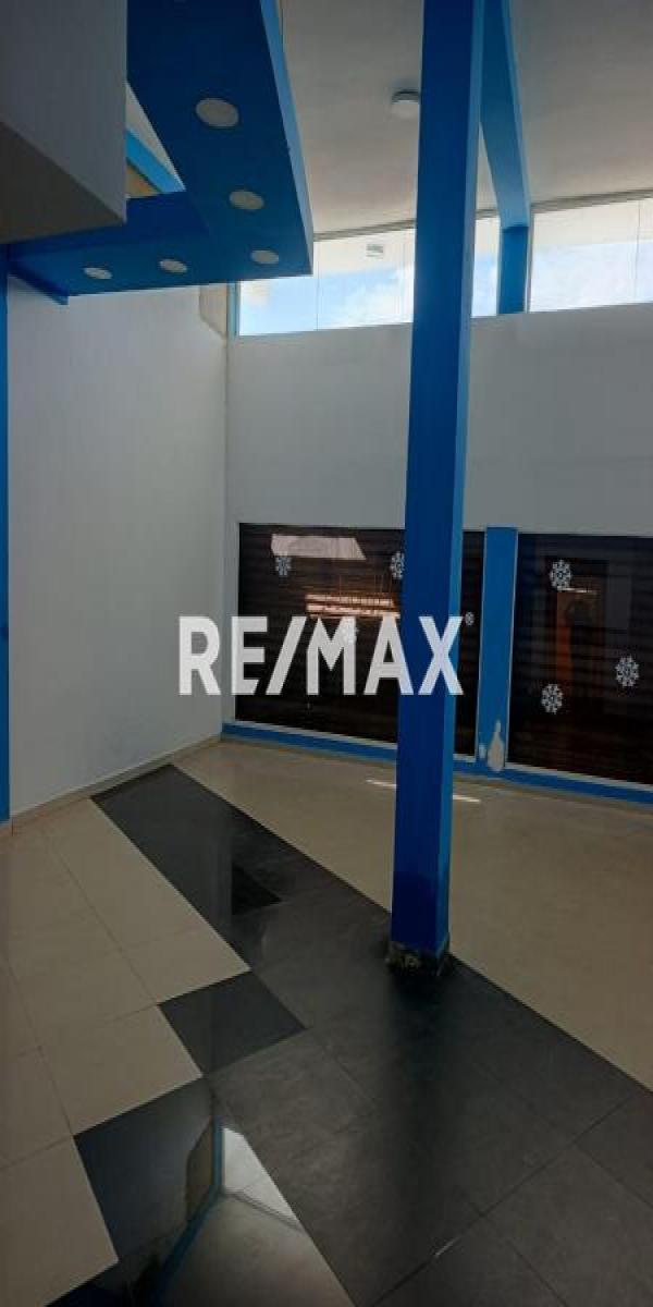 En Venta Local Comercial Av. Ollarvides, Puerta Maraven, Punto Fijo, Carirubana, Falcón, VEN - Foto 6