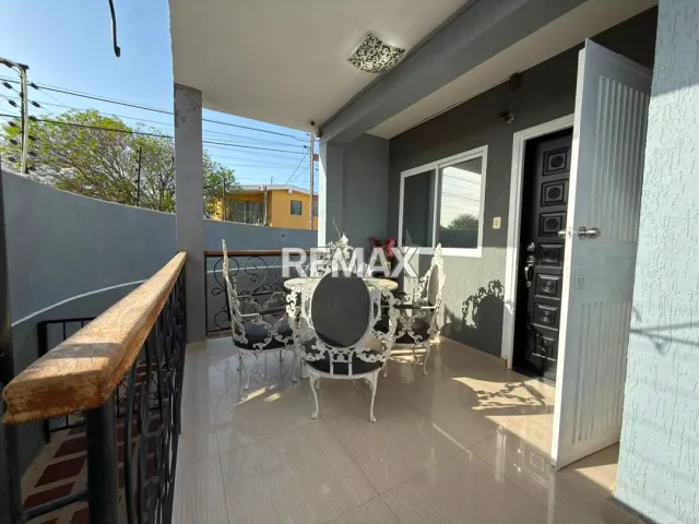 En Venta Casa o TownHouse Urbanizacion Judibana, Los Taques, Falcón, VEN - Foto 2
