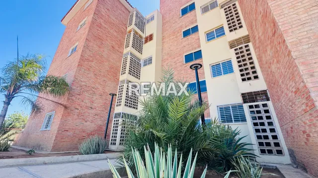 En Venta Apartamento Caja de Agua, Punto Fijo, Carirubana, Falcón, VEN - Foto 2