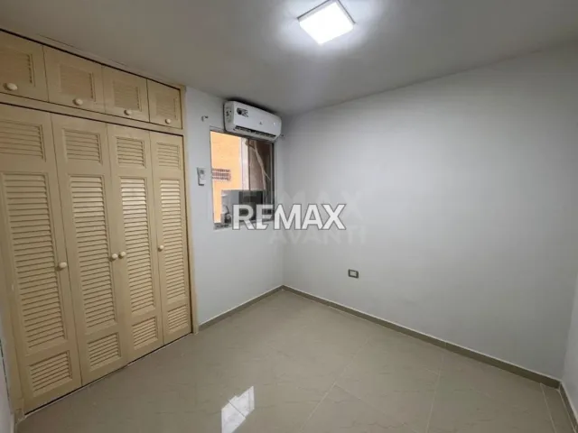 En Venta Apartamento Puerta Maraven, Cardón, Carirubana, Falcón, VEN - Foto 2