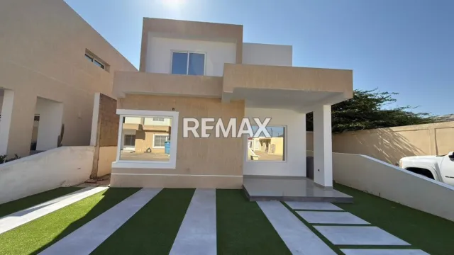 En Venta Casa o TownHouse Urbanizacion Villas Olvan Puerta Maraven, Punto Fijo, Carirubana, Falcón, VEN - Foto 1