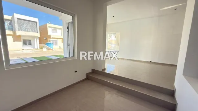 En Venta Casa o TownHouse Urbanizacion Villas Olvan Puerta Maraven, Punto Fijo, Carirubana, Falcón, VEN - Foto 9