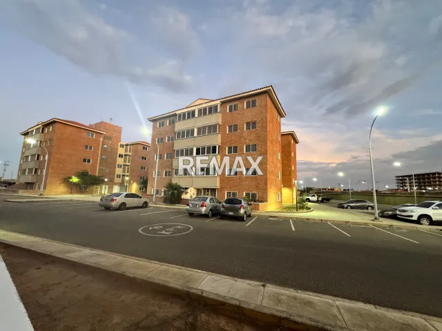 En Venta Apartamento Paraue Residencial San Román, Punto Fijo, Carirubana, Falcón, VEN - Foto 13