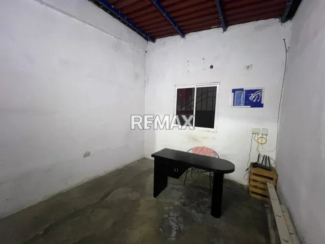 En Venta Local Industrial y Galpón Calle Urdaneta Punto fijo, Punto Fijo, Carirubana, Falcón, VEN - Foto 5