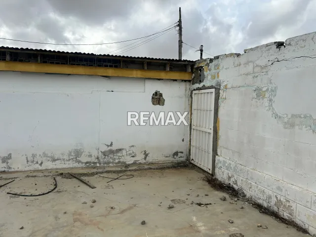 Parcela en Judibana, uso residencial o comercial. - Foto 3