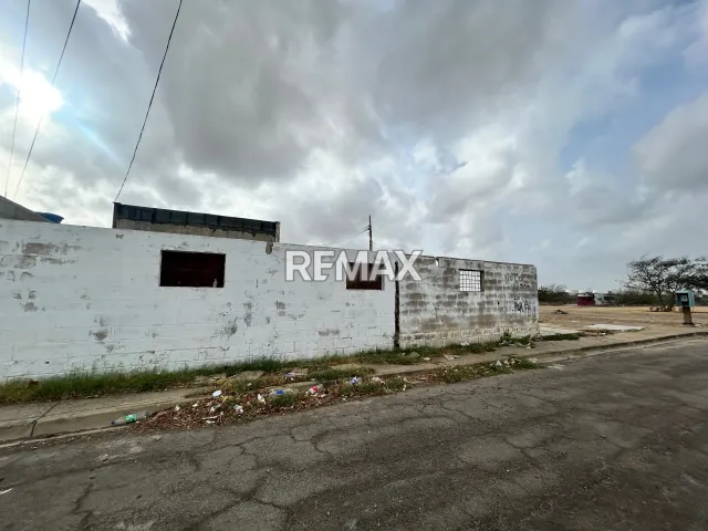 Parcela en Judibana, uso residencial o comercial. - Foto 5