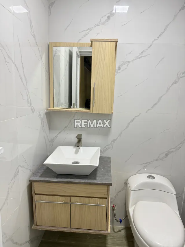 En venta local comercial. Av Ollarvides - Foto 4