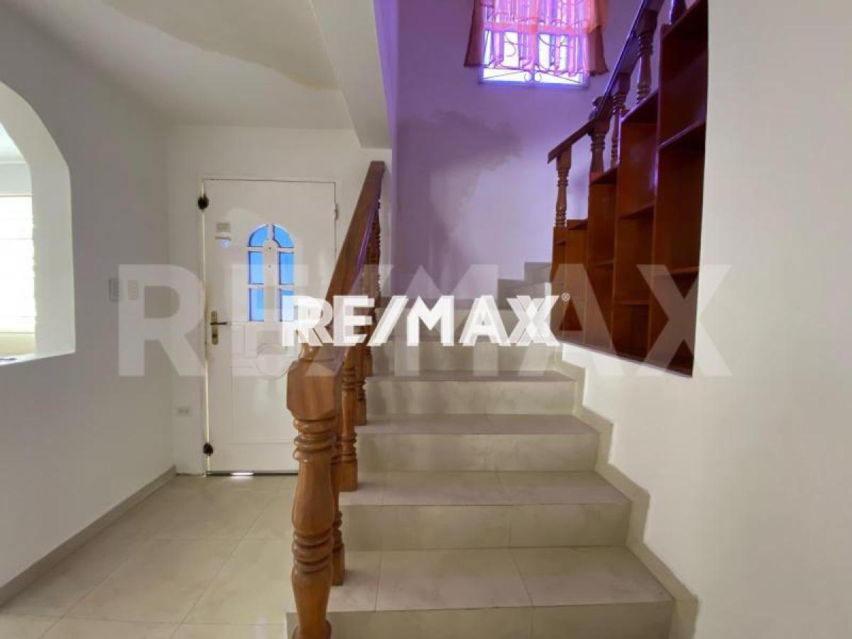Casa en Venta. Urb. Las Virtudes - Foto 3