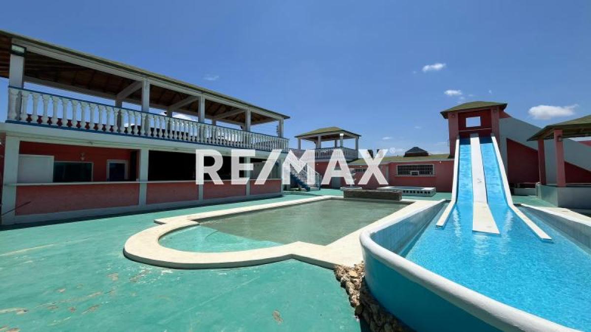 Complejo Turístico y Recreacional en venta operativo y activo ubicado en vía hacia Villa Marina - Foto 1