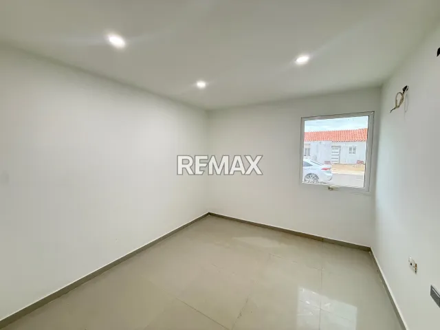 Moderna casa en venta. Brisas de Paraguana - Foto 2