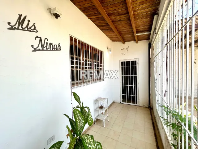 Quinta de una planta en venta en Puerta Maraven. - Foto 2
