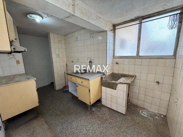 Apartamento en Venta 3er Piso, Urb Jorge Hernandez, Banco Obrero, Municipio Carirubana, Estado Falcon - Foto 4