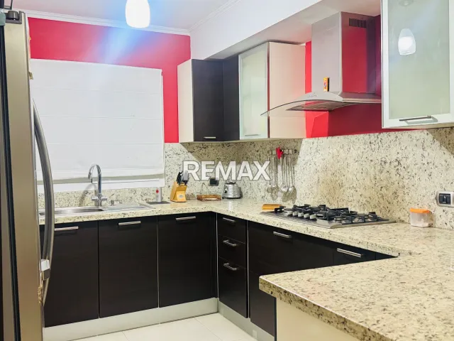 En Alquiler Town House en Conj. Residencial Palmas Villas - Foto 4