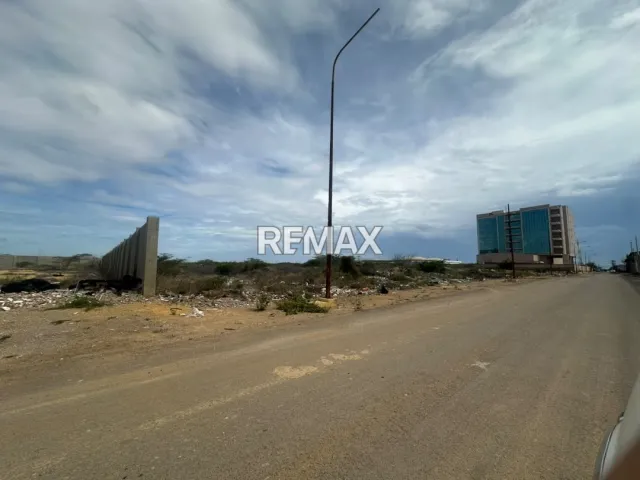 Terreno en Venta, Urbanización Doña Emilia - Foto 2