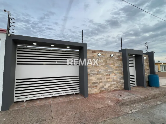 Casa en Alquiler Ubicada en Conj Cerrado Urb Pedro Manuel - Foto 10