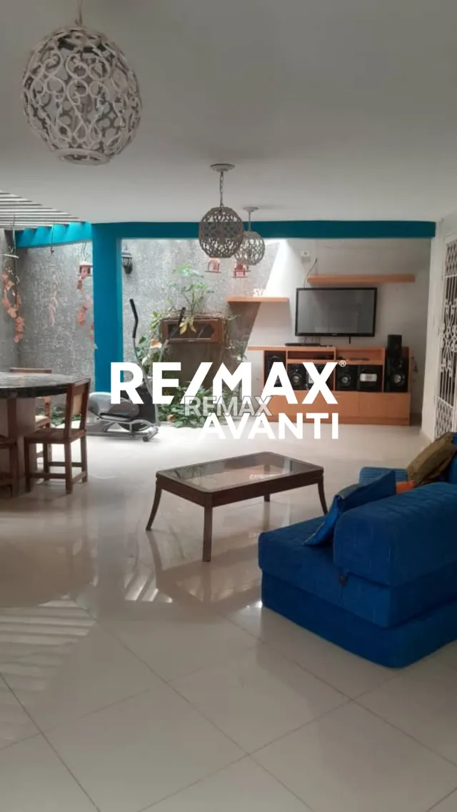 CASA EN ALQUILER UBICADA EN CONJUNTO RESIDENCIAL PRIVADO CASACOIMA COUNTRY - Foto 2