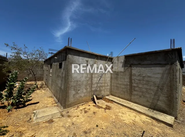 Gran Oportunidad de Inversión! Casa en Obra Gris para Personalizar a tu Gusto, ubicada en zona residencial casacoima - Foto 8