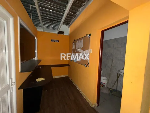 LOCAL COMERCIAL EN VENTA ENTRE AV. BOLIVAR Y PENINSULAR - Foto 5