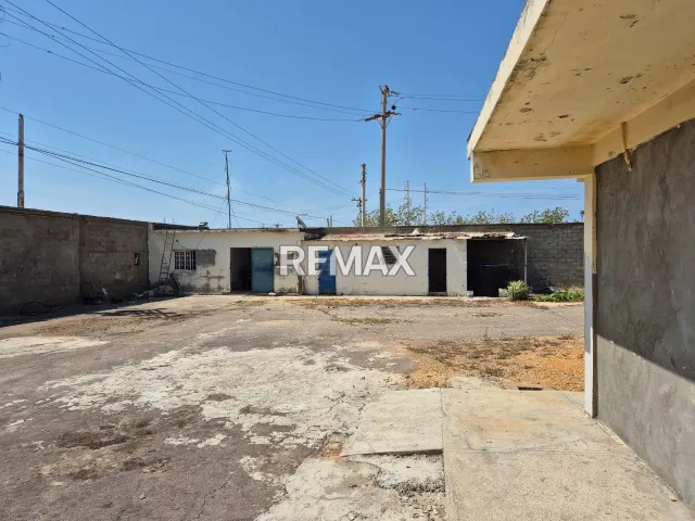 Galpón de 300 m² en venta en Puerta Maraven · $180.000 - Foto 2