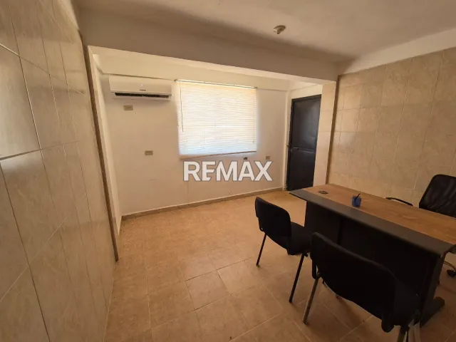Galpón de 300 m² en venta en Puerta Maraven · $180.000 - Foto 3