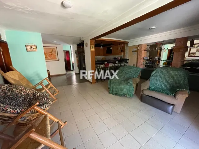 Casa de 3 hab. y 450 m² en venta en Puerta Maraven · $70.000 - Foto 2