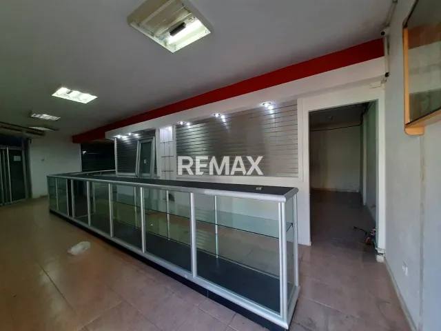 Local Comercial de 100 m² en alquiler en Punto Fijo · $550 - Foto 3