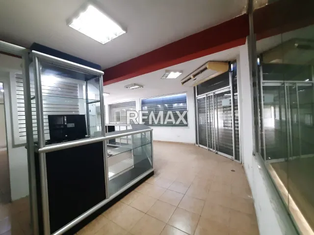 Local Comercial de 100 m² en alquiler en Punto Fijo · $550 - Foto 6