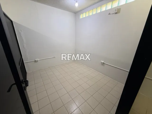 Local Comercial de 36 m² en alquiler en Puerta Maraven · $250 - Foto 3