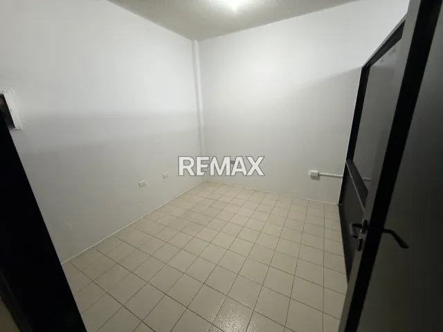 Local Comercial de 36 m² en alquiler en Puerta Maraven · $250 - Foto 4