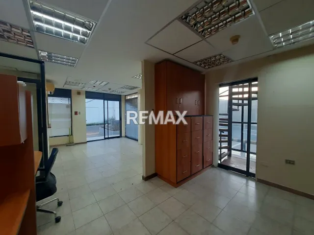 Local Comercial de 220 m² en alquiler en Santa Fe., Punto Fijo · $2.200 - Foto 5