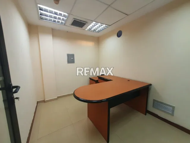 Local Comercial de 220 m² en alquiler en Santa Fe., Punto Fijo · $2.200 - Foto 12